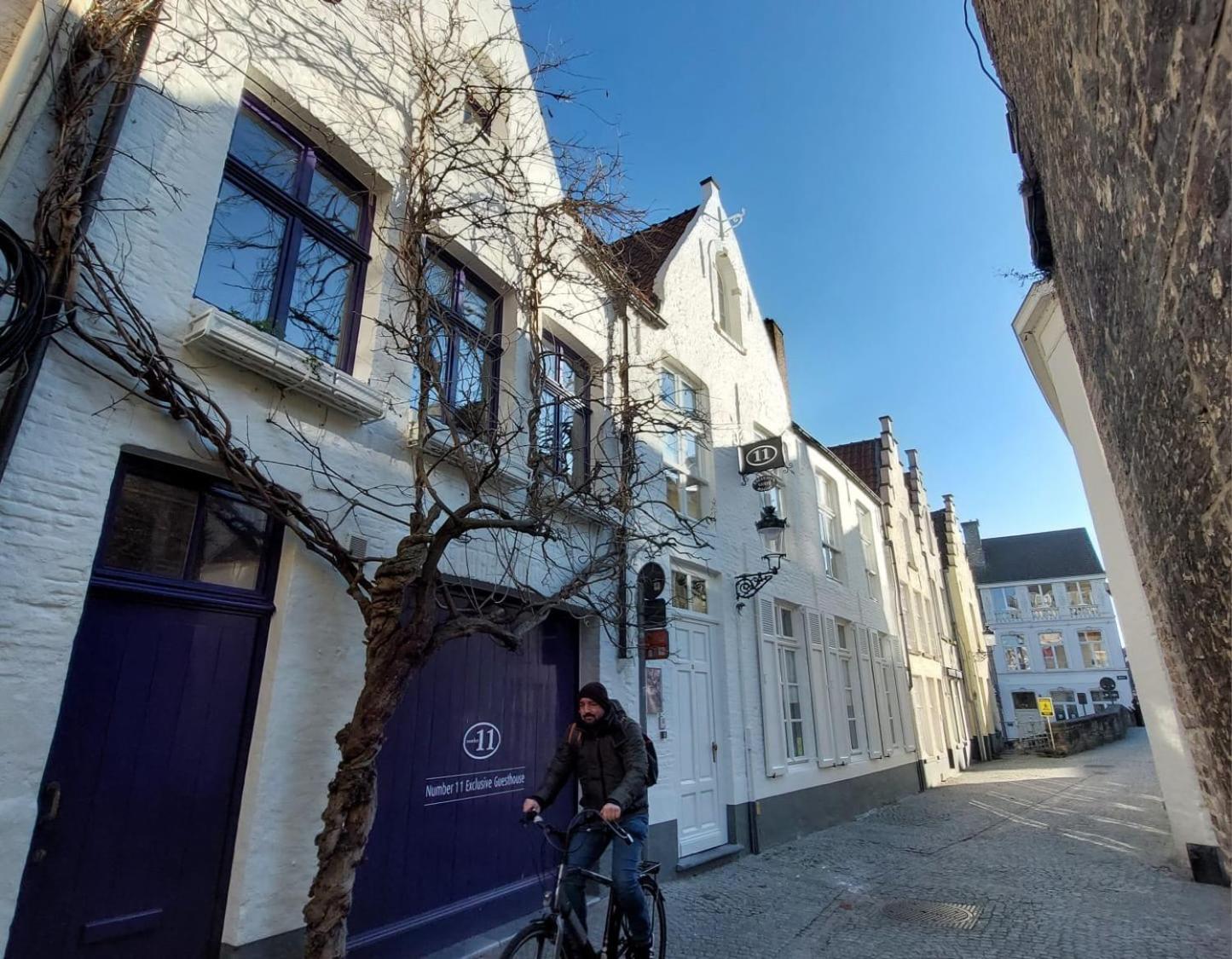 B&B Number 11 Exclusive Guesthouse Bruges Esterno foto