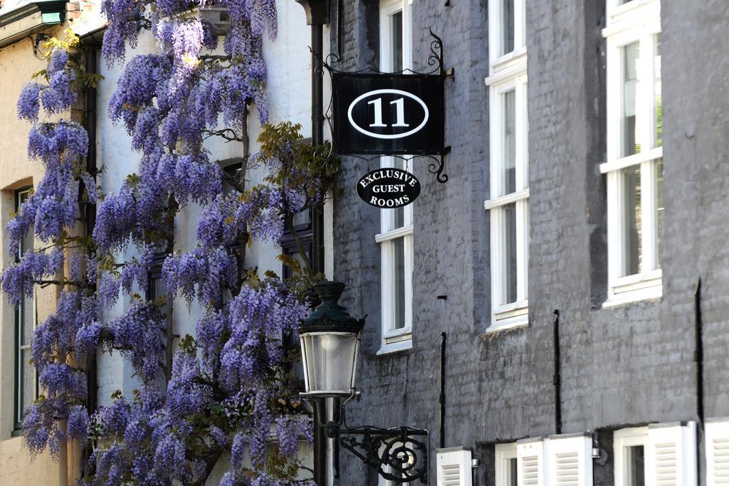 B&B Number 11 Exclusive Guesthouse Bruges Esterno foto